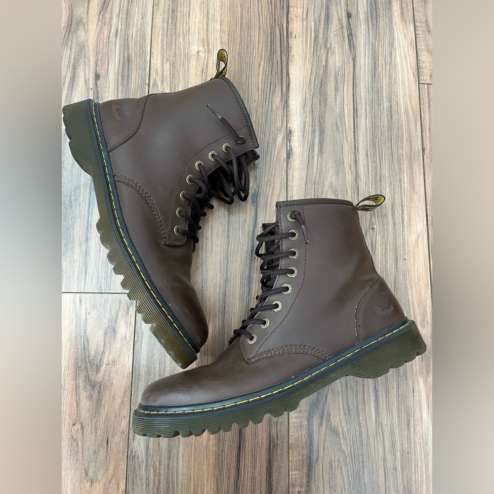 Doc Martin boots size 13 COMBS CRAZY HORSE LEATHER CASUAL BOOTS